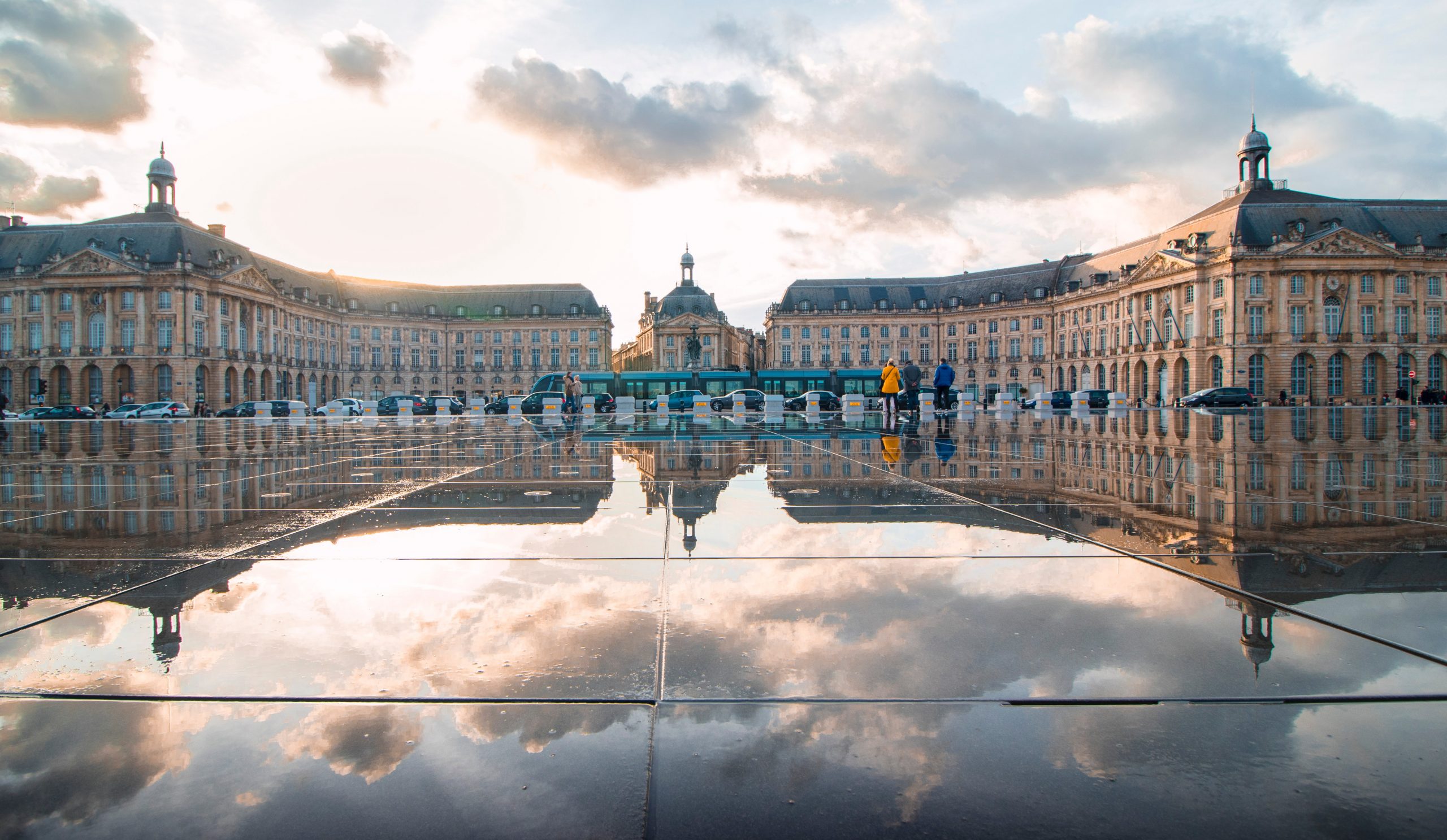 FILIPS WINE VOUS PRESENTE QUELQUES UNS DES PLUS GRANDS VINS DE BORDEAUX